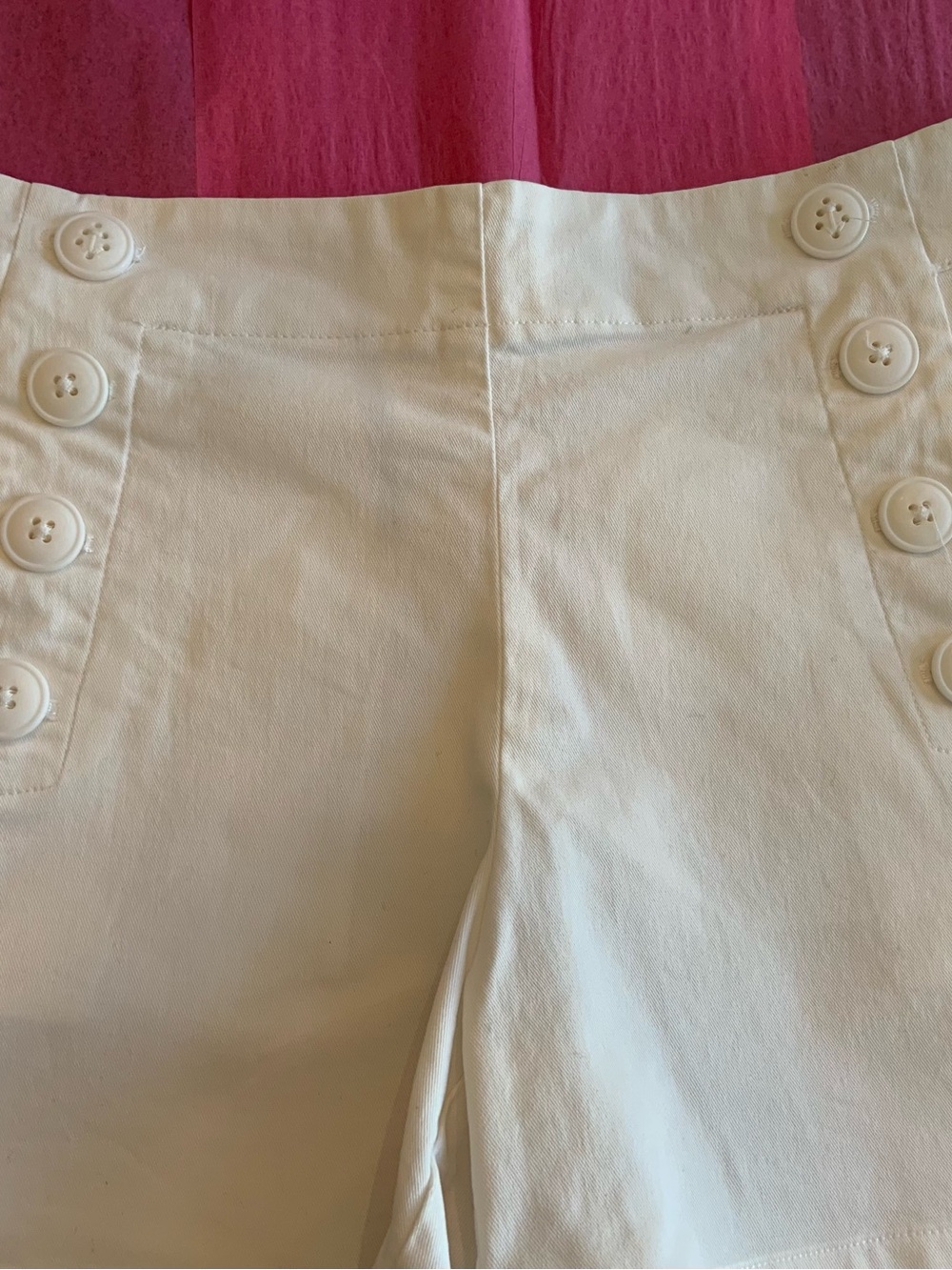 Loft Women’s White Button Accent Casual Shorts - Picture 3 of 7